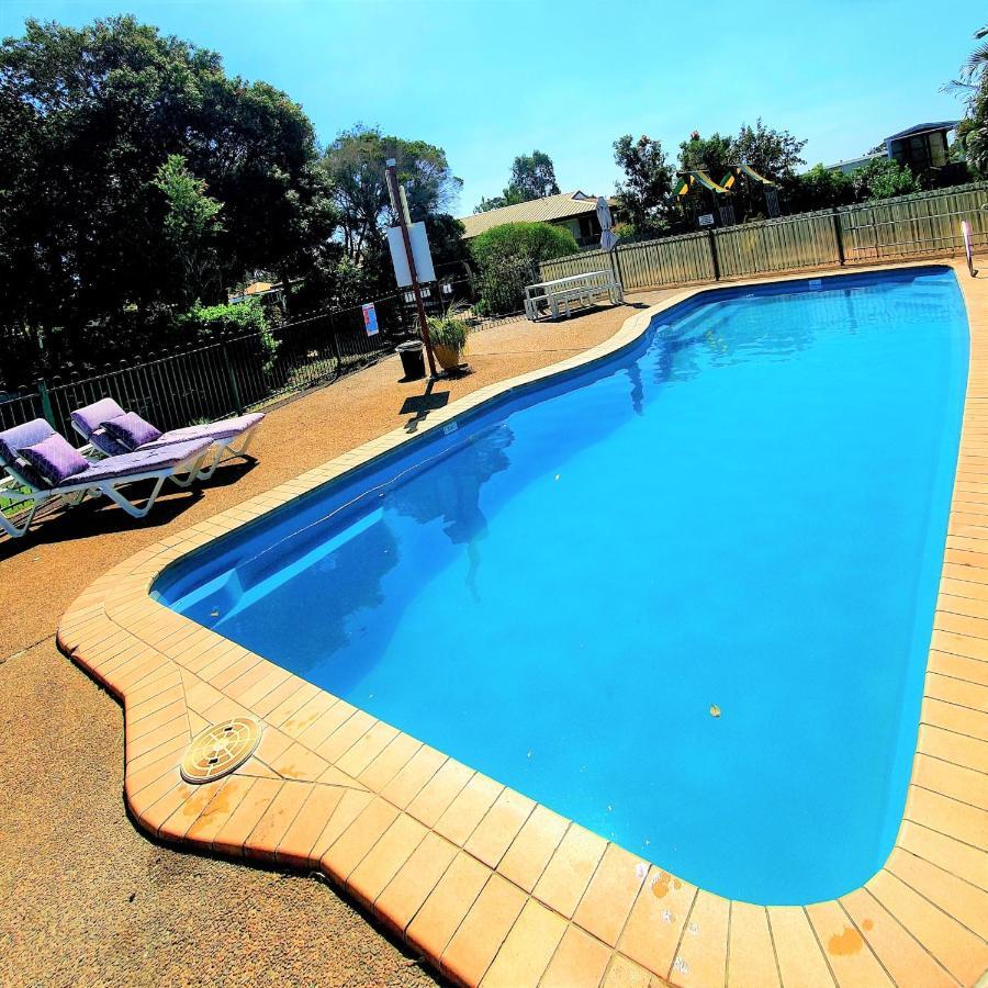 Bundaberg East Cabin And Tourist Park 외부 사진